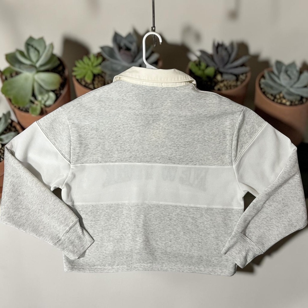Charlotte Russe Women's Rugby Sweatshirt Grey New York Cropped Polo Size Medium - Picture 2 of 5